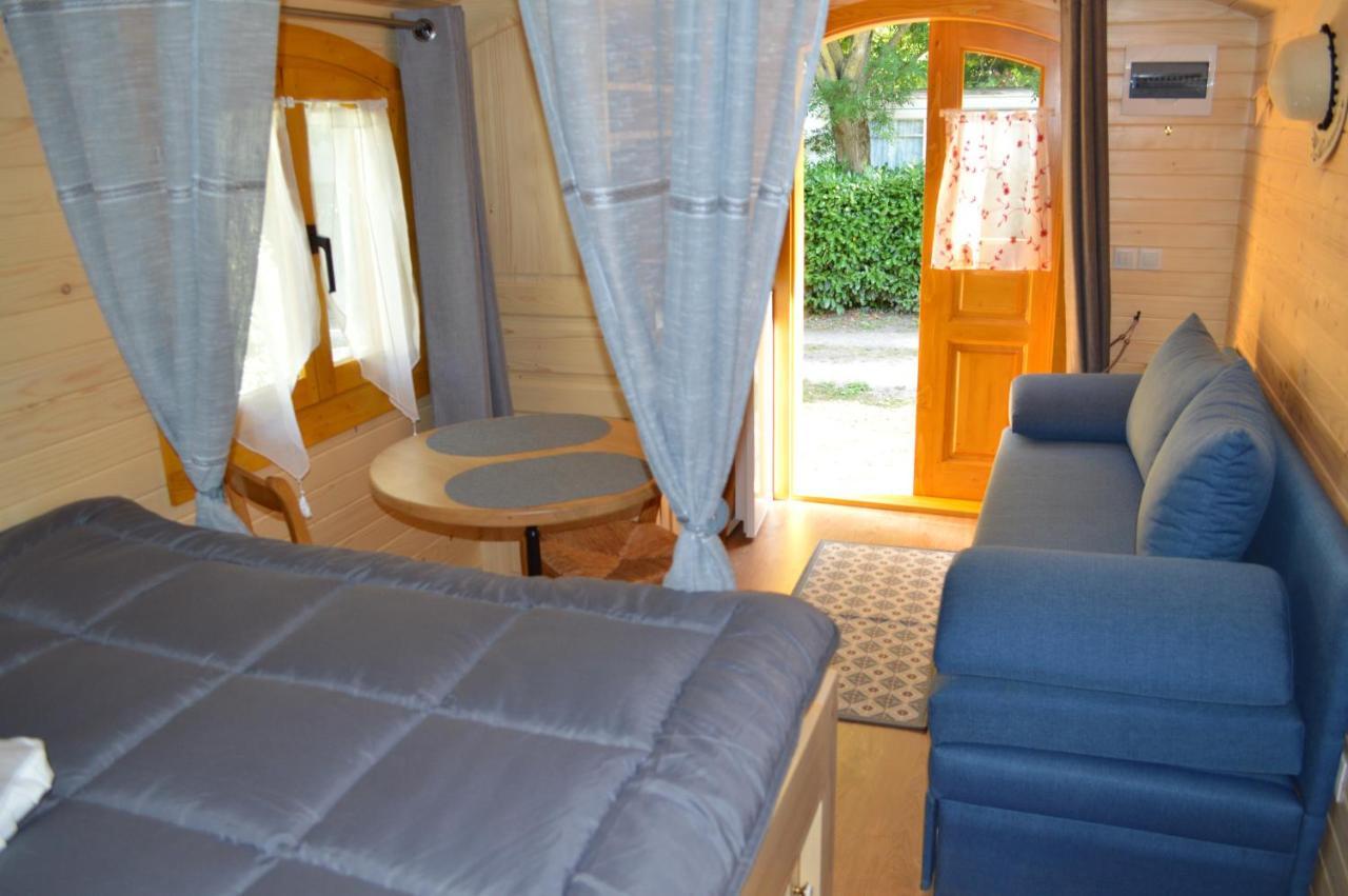Le Clocher De Neyran 호텔 Saint-Gervais-sur-Mare 외부 사진